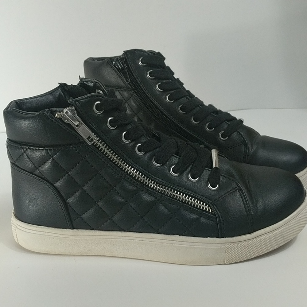 Steve Madden Decaff Hi-top Sneakers Size 6.5